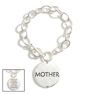 Silver Chain Bracelet With Toggle Clasp Featuring "Mother" Pendant